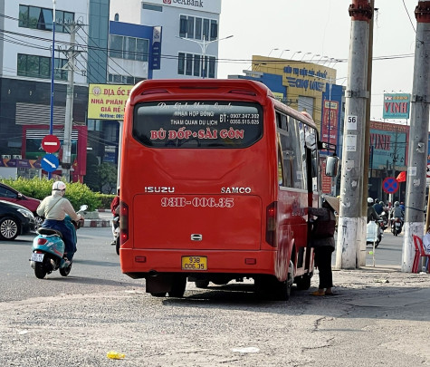 Xử lý tình trạng “xe dù”, “bến cóc”: Cần sự quyết liệt của cơ quan chức năng