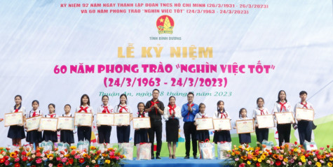 Tuyên dương 61 tấm gương đội viên tiêu biểu đạt danh hiệu “Dũng sĩ nghìn việc tốt”