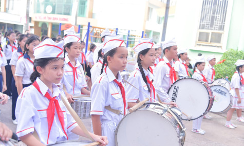 Sôi động Liên hoan “Nghi thức đội - Chỉ huy đội giỏi và múa hát tập thể”