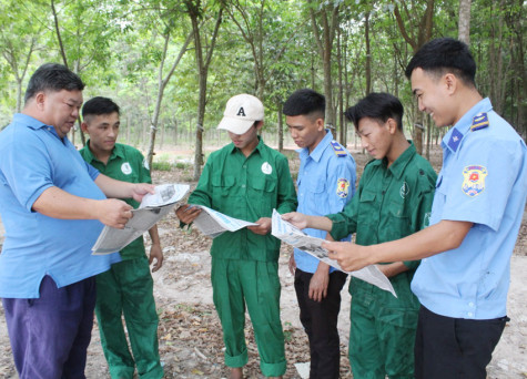 Nông trường Cao su Nhà Nai: Gắn lao động sản xuất với bảo đảm an ninh trật tự