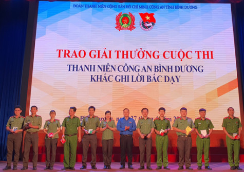 Hội thi “Thanh niên Công an Bình Dương - Khắc ghi lời Bác dạy”: Đoàn Thanh niên Cụm xây dựng lực lượng đạt giải nhất