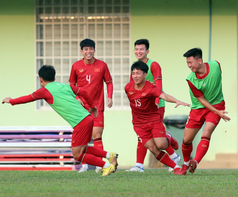 U22 Việt Nam - U22 Singapore: Chiến thắng để sớm giành quyền tự quyết