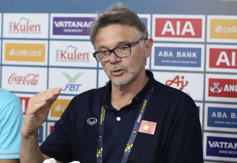 HLV Philippe Troussier: “U22 Việt Nam cần cải thiện khâu dứt điểm”