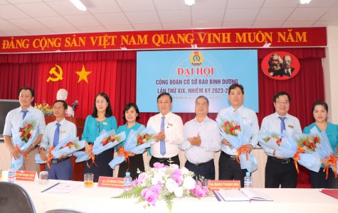 Ông Nguyễn Quốc Liêm, Phó Tổng Biên tập Báo Bình Dương được tín nhiệm bầu giữ chức vụ Chủ tịch CĐCS