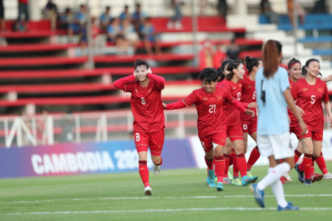 Đội tuyển nữ Việt Nam thắng dễ Myanmar 3-1, sớm giành vé bán kết