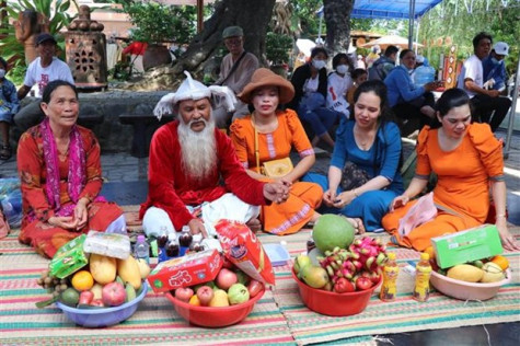 Khánh Hòa: Lễ hội Tháp Bà Ponagar tưởng nhớ Thiên Y Thánh Mẫu Ana