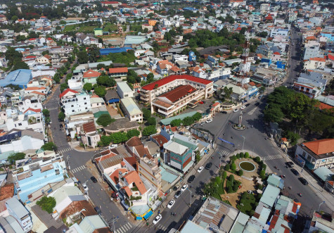 Xây dựng thành phố trở thành trung tâm đô thị - dịch vụ văn minh