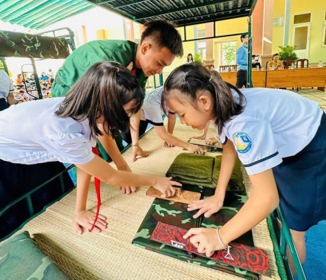 Hơn 120 học sinh tham gia Chương trình “Em học làm chiến sĩ quân đội nhân dân Việt Nam”