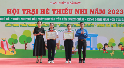 Hơn 400 thiếu nhi tham gia trại hè dành cho thiếu nhi