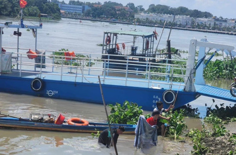 Phát hiện thi thể nam thanh niên trôi trên sông Sài Gòn