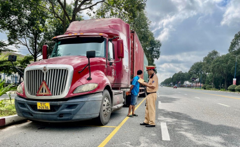 Ghi nhận sau 1 tuần ra quân tổng kiểm soát xe khách và xe container: Nhiều địa phương không xảy ra tai nạn giao thông