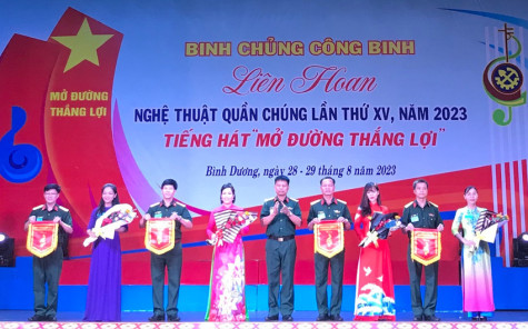 Binh chủng Công binh tổ chức Liên hoan nghệ thuật quần chúng khu vực phía Nam