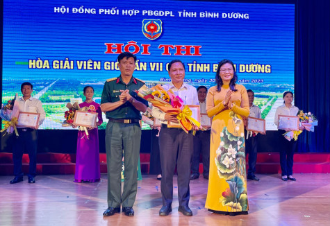 Hội thi Hòa giải viên giỏi lần thứ 7 năm 2023: “Cầu nối” đưa pháp luật vào đời sống