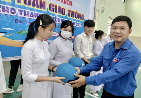 Huyện Bắc Tân Uyên: Hơn 500 học sinh tham gia lớp ngoại khóa về văn hóa giao thông