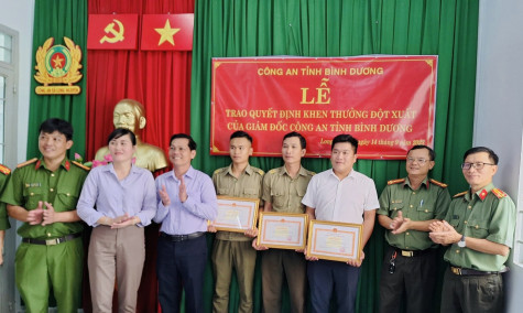 Khen thưởng lực lượng hỗ trợ tham gia phá án