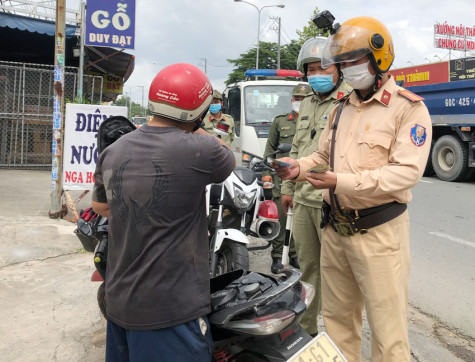 Công an TP.Dĩ An: Xử phạt hàng ngàn trường hợp vi phạm nồng độ cồn