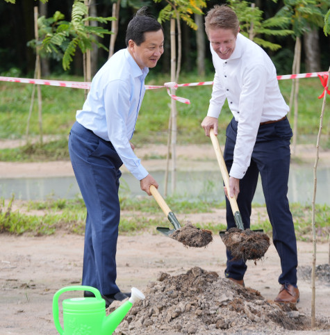 Phát triển khu công nghiệp gắn với bảo vệ môi trường