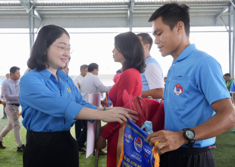 Khai mạc vòng loại Giải vô địch bóng đá công nhân toàn quốc 2023 khu vực Đông Nam bộ