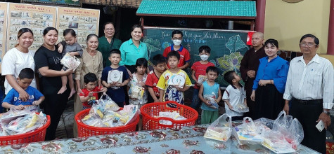 Sống “tốt đời, đẹp đạo”