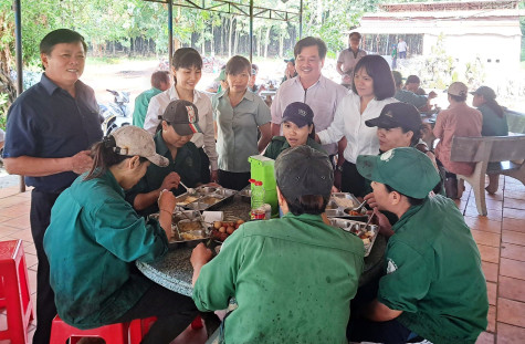 Linh hoạt giải pháp, hoàn thành chỉ tiêu, nhiệm vụ