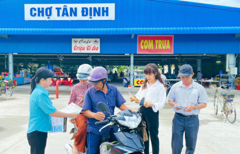 Xã Tân Định: Người dân tham gia tố giác tội phạm