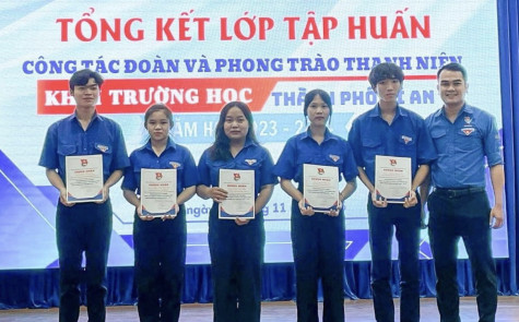 Thành đoàn Dĩ An: Tập huấn công tác Đoàn và phong trào thanh niên khối trường học