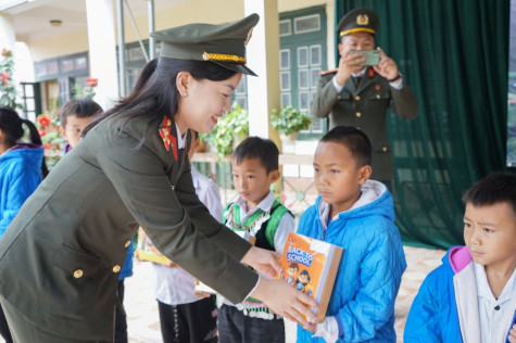 Ban Thanh niên Công an tỉnh tổ chức nhiều hoạt động ý nghĩa tại tỉnh Điện Biên