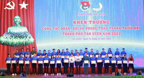 Thành đoàn Dĩ An, thành đoàn Tân Uyên: Tuyên dương nhiều tập thể, cá nhân điển hình