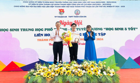 Ngày hội học sinh THPT và tuyên dương học sinh 3 tốt