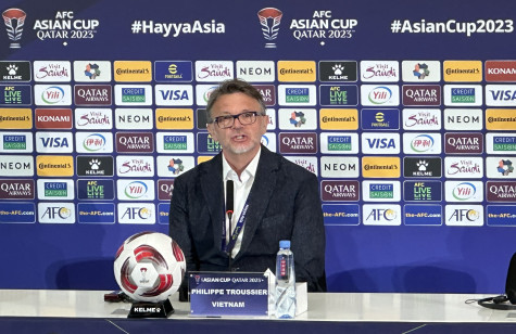 HLV Philippe Troussier: “Việt Nam hay Nhật Bản giành chiến thắng thì vẫn chưa chắc đi tiếp”