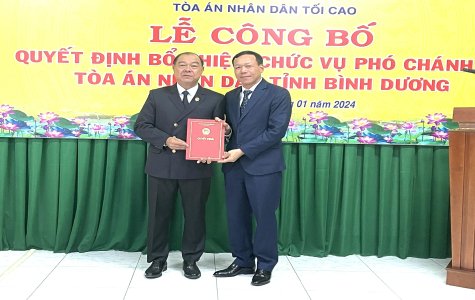 Công bố và trao quyết định bổ nhiệm Phó Chánh án Tòa án nhân dân tỉnh Bình Dương