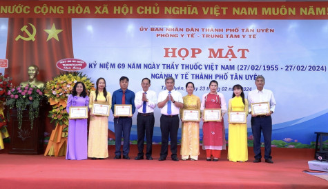 TP.Tân Uyên: Họp mặt kỷ niệm Ngày Thầy thuốc Việt Nam