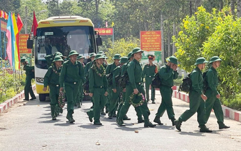 Những ngày đầu trong quân ngũ