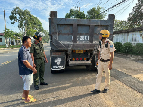 Tăng cường tuần tra, kiểm soát, xử lý nghiêm vi phạm trên hồ Dầu Tiếng