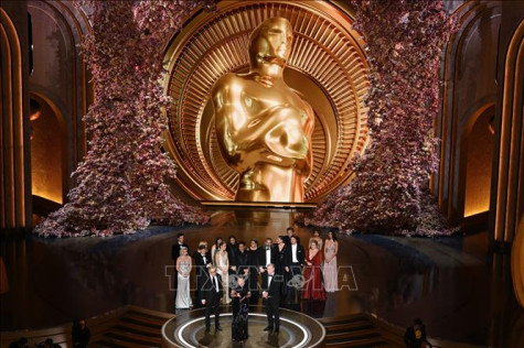 Oscar 2024: Tỷ suất người xem truyền hình cao nhất trong 4 năm