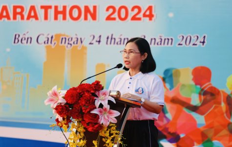 TX.Bến Cát: Gần 1.800 người tham gia lễ phát động ngày chạy olympic vì sức khỏe toàn dân 2024