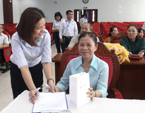 Quay số tìm khách hàng trúng thưởng