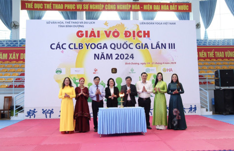 Sôi nổi Khai mạc Giải vô địch các CLB Yoga quốc gia năm 2024 tại Bình Dương