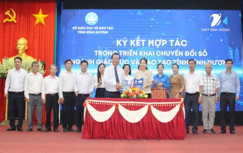 Ký kết thỏa thuận hợp tác với doanh nghiệp trong triển khai chuyển đổi số ngành giáo dục