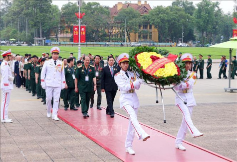 Đoàn đại biểu Hội Cựu chiến binh, Cựu thanh niên xung phong vào Lăng viếng Bác