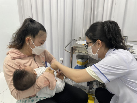 Bệnh ho gà ở trẻ gia tăng, cần chủ động đưa trẻ tiêm vaccine