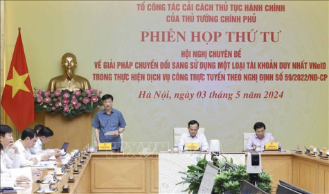 Từ ngày 1-7, sử dụng tài khoản duy nhất là VNeID trong thực hiện dịch vụ công trực tuyến