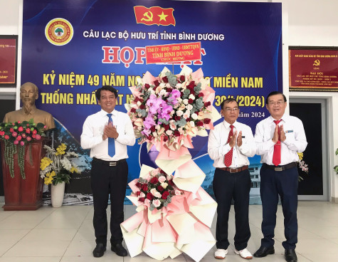 Câu lạc bộ Hưu trí tỉnh: Họp mặt kỷ niệm 49 năm Ngày Giải phóng miền Nam, thống nhất đất nước