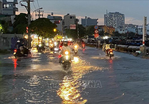 Thời tiết ngày 4-5: Nhiều khu vực có mưa và dông