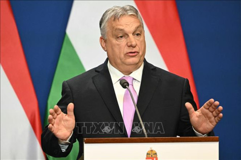 Thủ tướng Hungary: NATO đang chuẩn bị cho cuộc chiến với Nga