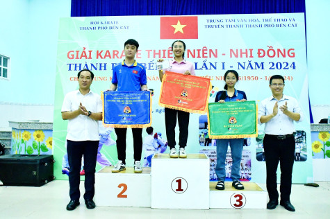 Phường Mỹ Phước nhất toàn đoàn Giải Karate Thiếu niên – Nhi đồng TP.Bến Cát lần 1