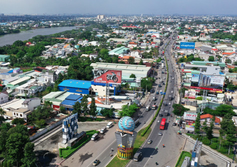 Quốc lộ 13:  Chỉnh trang, trồng cây xanh tạo điểm nhấn cảnh quan