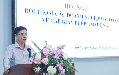 Đối thoại doanh nghiệp Đài Loan về thủ tục liên quan đến người lao động nước ngoài