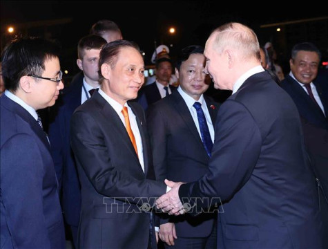 Tổng thống LB Nga Vladimir Putin kết thúc tốt đẹp chuyến thăm cấp Nhà nước tới Việt Nam