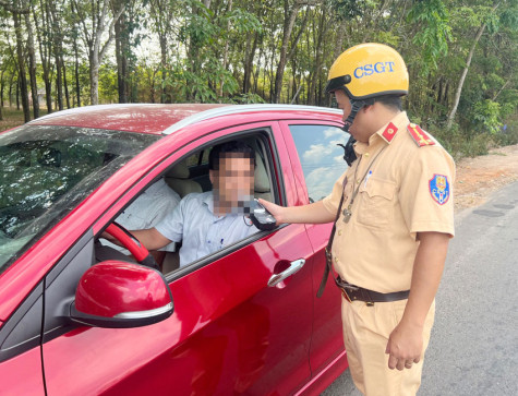 Công an huyện Phú Giáo: Nỗ lực bảo đảm an toàn giao thông